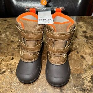 Carters Kids Toddlers Snow Boots Size 7 NEW